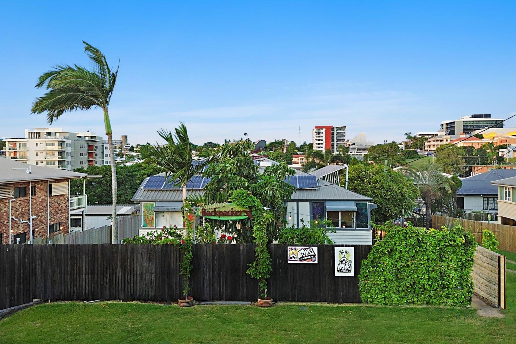 Gladstone Backpackers Hostel Exterior photo