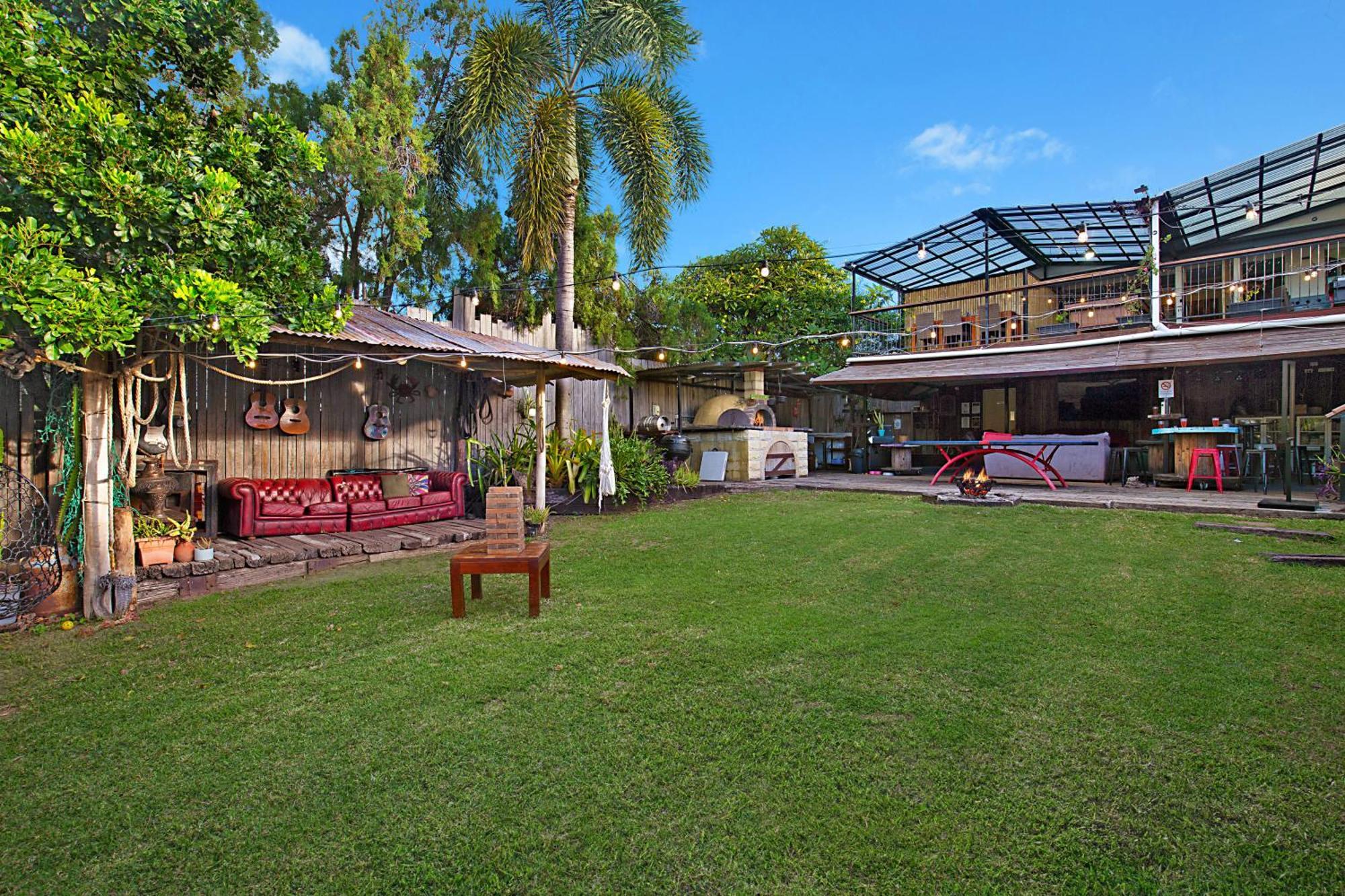 Gladstone Backpackers Hostel Exterior photo